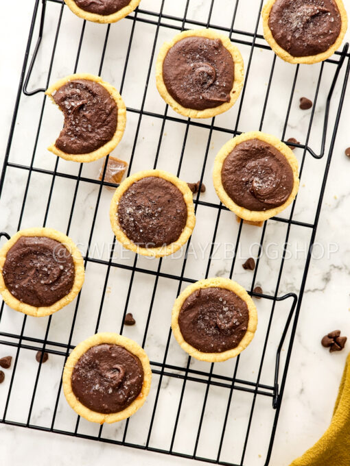 Twix Cookie Cups on Marble - Image 2