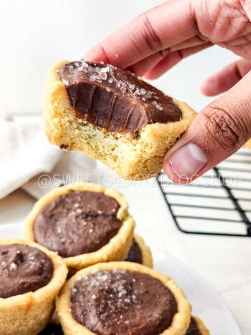 Twix Cookie Cups on Rhombus - Image 9
