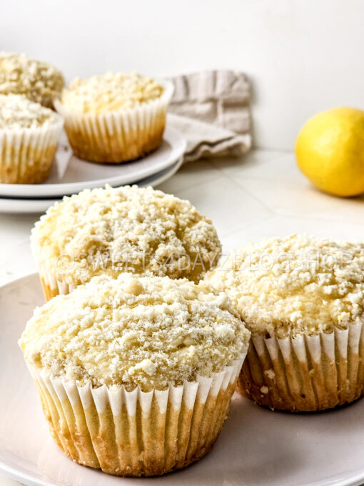 Lemon Crumble Muffins on Rhombus - Image 3