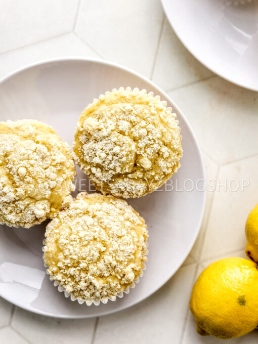 Lemon Crumble Muffins on Rhombus