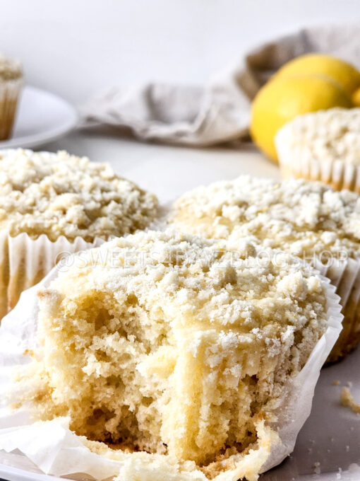 Lemon Crumble Muffins on Rhombus - Image 6