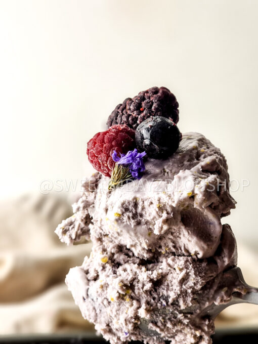 Honey Lavender Ice Cream on Linen - Image 7