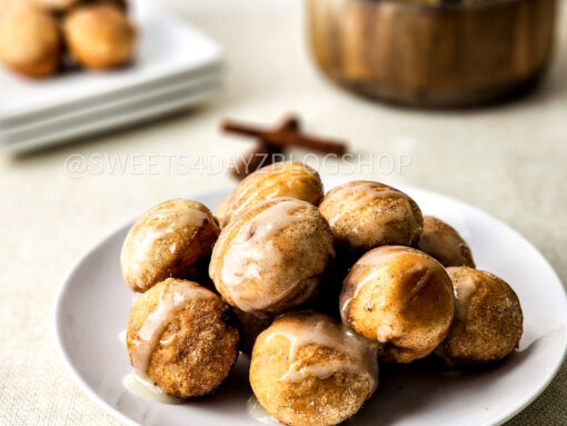 Cinnabon Bites on Linen