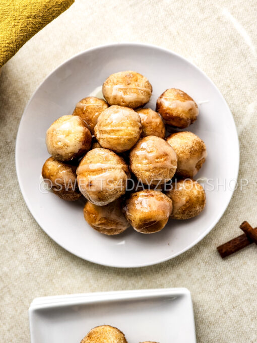 Cinnabon Bites on Linen - Image 7