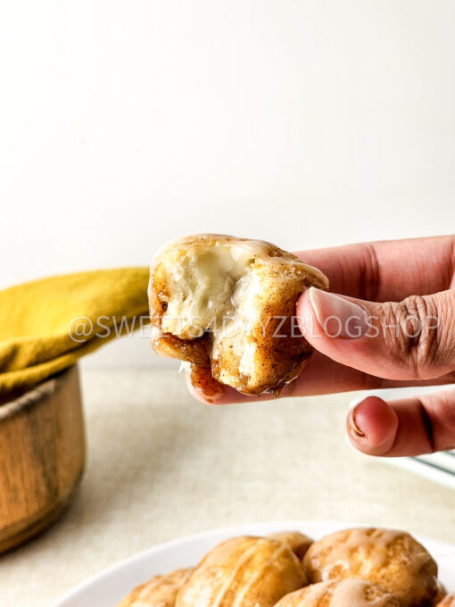Cinnabon Bites on Linen - Image 9