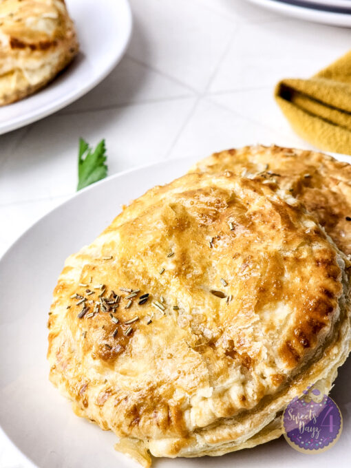Chicken Pot Pie Puff Pastries on Rhombus - Image 6