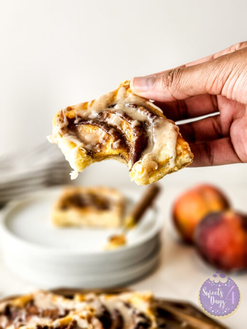 Peach Tartlets on Rhombus - Image 10