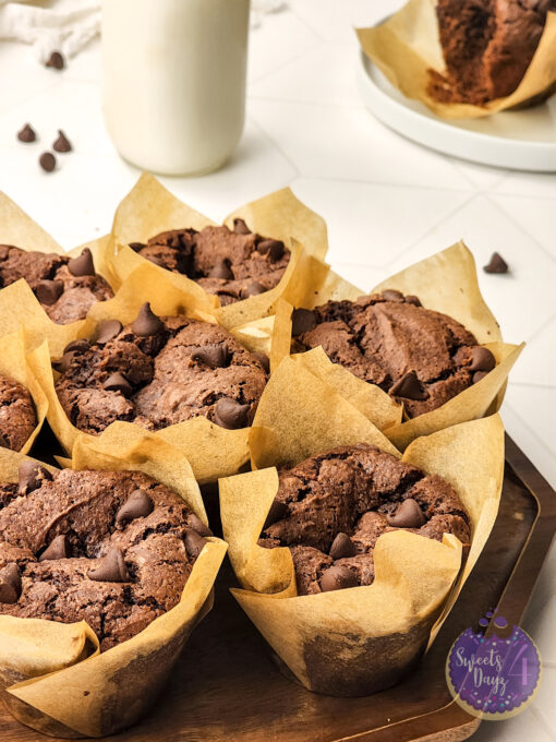 Double Chocolate Muffins on Rhombus - Image 3