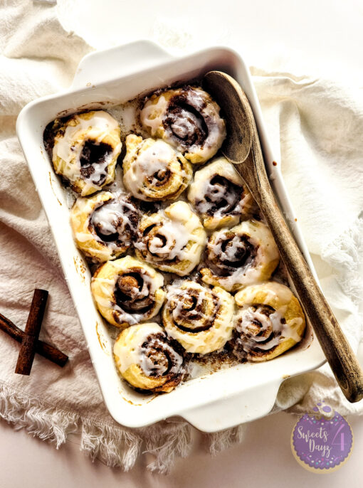 30 Minute Puff Pastry Cinnamon Rolls on White - Image 7