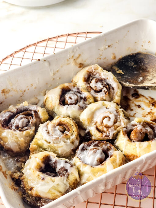 30 Minute Puff Pastry Cinnamon Rolls on Gold Marble - Image 3