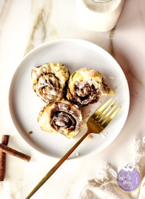 30 Minute Puff Pastry Cinnamon Rolls on Gold Marble - Image 6
