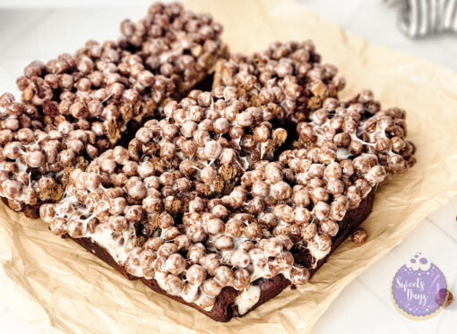 Chocolate Marshmallow Gooey Bars on Rhombus - Image 3