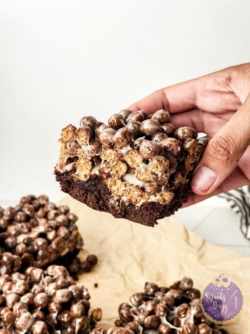 Chocolate Marshmallow Gooey Bars on Rhombus - Image 5