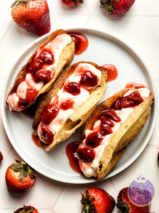 Strawberry Cheesecake Dessert Tacos on Rhombus - Image 6