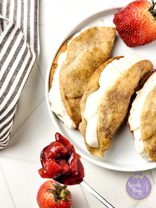 Strawberry Cheesecake Dessert Tacos on Rhombus - Image 7