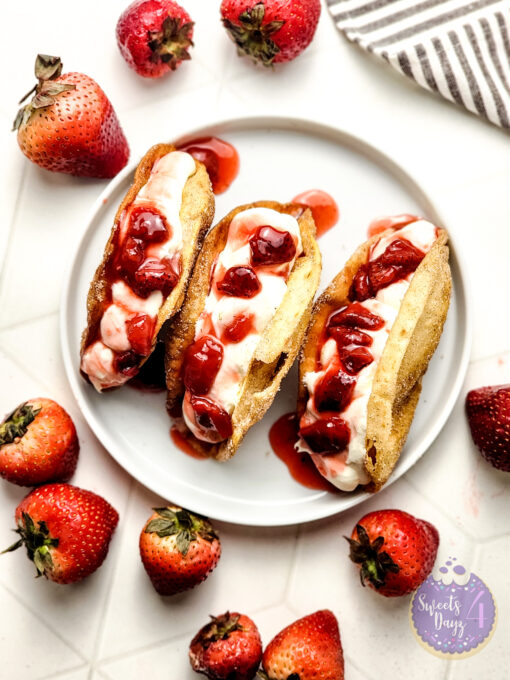 Strawberry Cheesecake Dessert Tacos on Rhombus