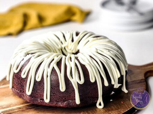 Red Velvet Cheesecake Bundt on White - Image 4
