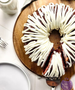 Red Velvet Cheesecake Bundt on Rhombus