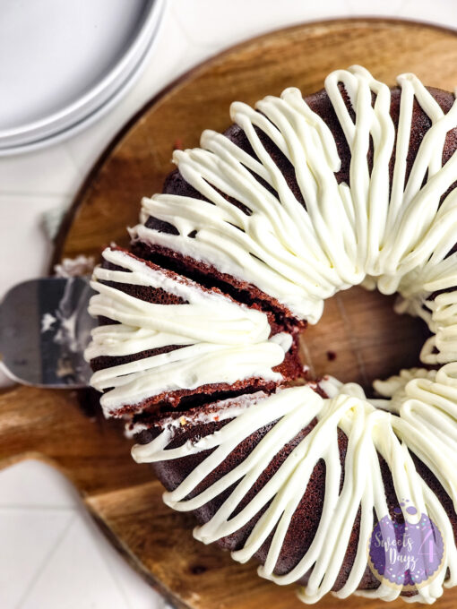 Red Velvet Cheesecake Bundt on Rhombus - Image 5