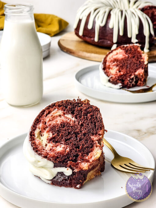 Red Velvet Cheesecake Bundt on Gold Marble - Image 7