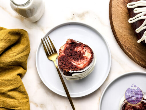 Red Velvet Cheesecake Bundt on Gold Marble - Image 9