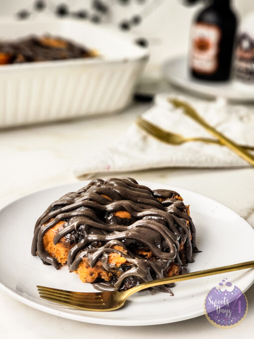 Halloween Cinnamon Rolls on Gold Marble - Image 6