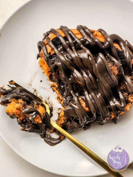 Halloween Cinnamon Rolls on Gold Marble - Image 8