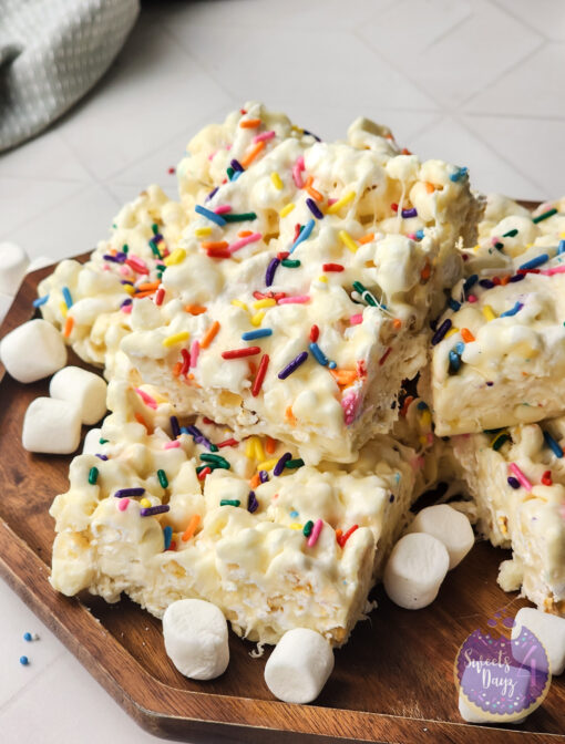 Marshmallow Popcorn Treats on Rhombus - Image 6