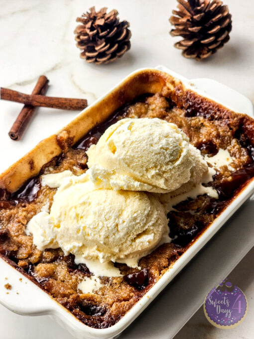Peach Cobbler For One on Gold Marble - Image 3