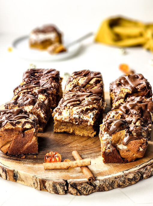 Pumpkin S'mores Bars on Rhombus - Image 7