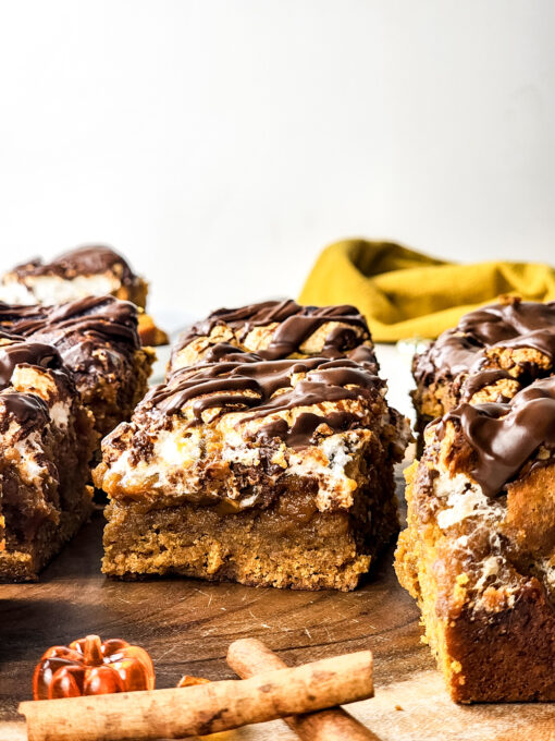 Pumpkin S'mores Bars on Rhombus