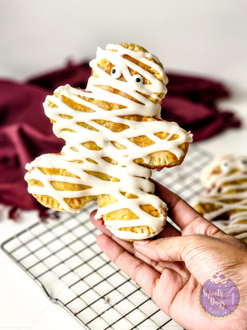 Mummy Halloween Poptarts on Rhombus