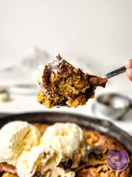 Pumpkin Brownie Skillet on Rhombus - Image 9