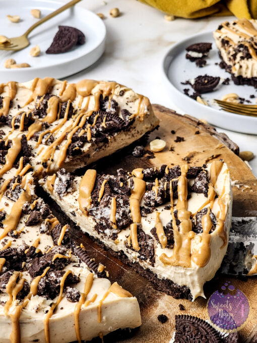 No Bake Peanut Butter Oreo Cheesecake on Gold Marble - Image 4