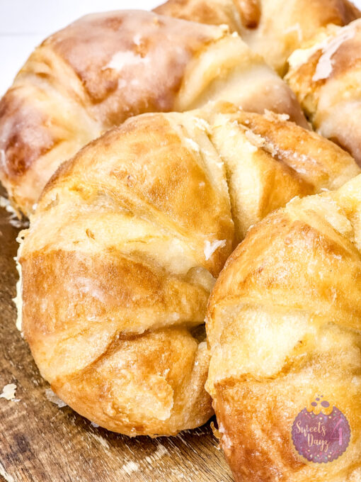 Creme Brulee Croissants on Rhombus - Image 2