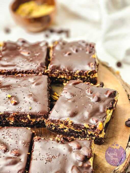 Dubai Pistachio Brownies on Gold Marble - Image 6