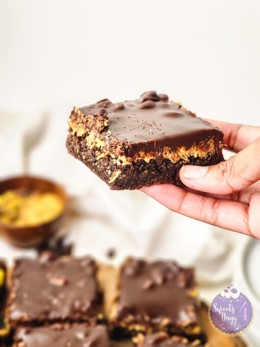Dubai Pistachio Brownies on Gold Marble - Image 8