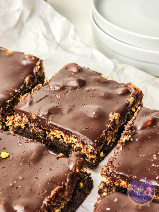 Dubai Pistachio Brownies on Rhombus - Image 7