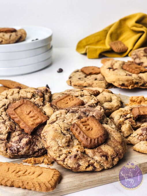 Biscoff Chocolate Chip Cookies on Rhombus - Image 6