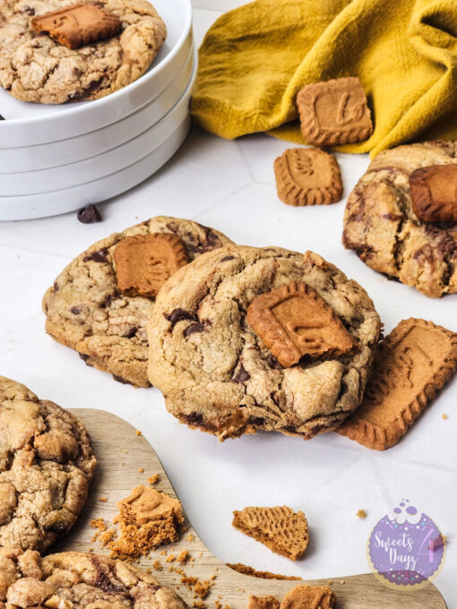 Biscoff Chocolate Chip Cookies on Rhombus - Image 12