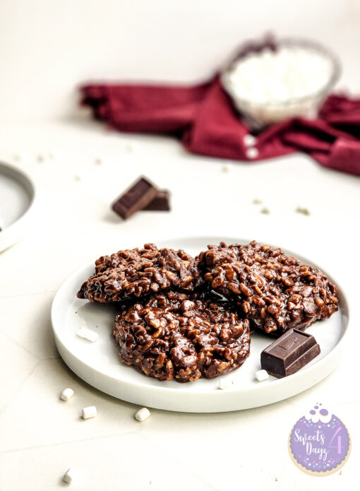 Homemade Star Crunch Cookies on Rhombus - Image 2