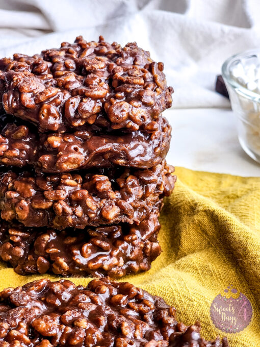 Homemade Star Crunch Cookies on Gold Marble - Image 10