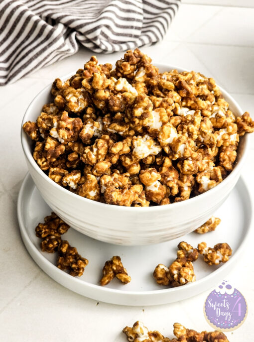 Homemade Caramel Popcorn on Rhombus - Image 2