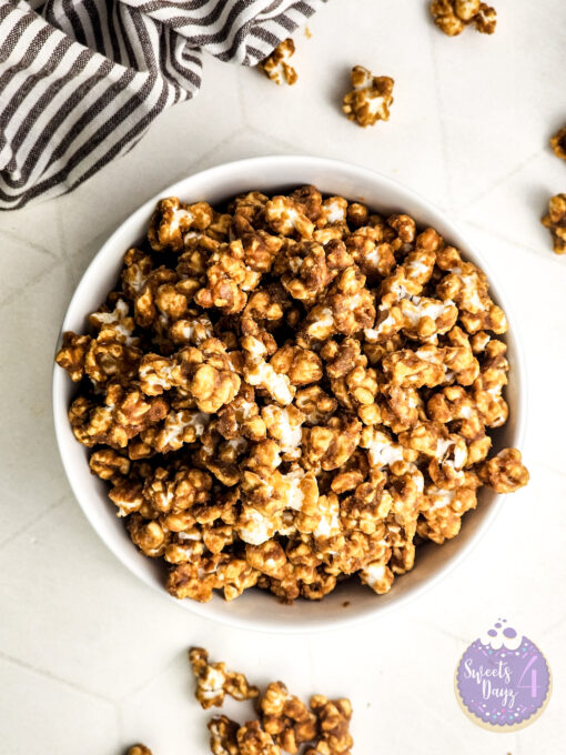 Homemade Caramel Popcorn on Rhombus - Image 3