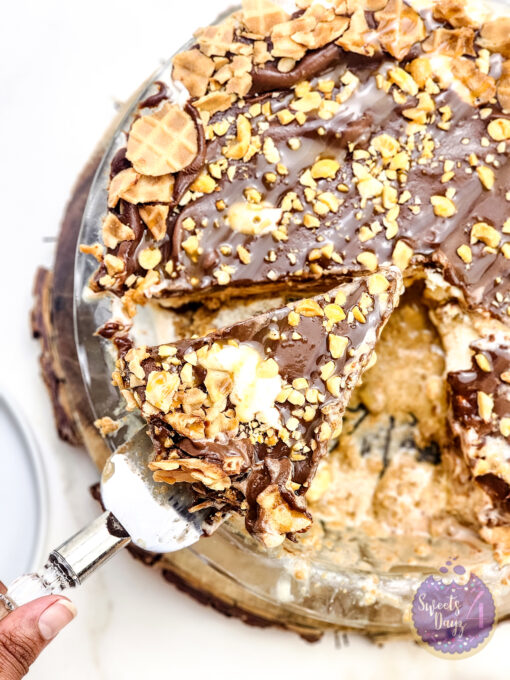 Drumstick Ice Cream Pie on Gold Marble - Image 3