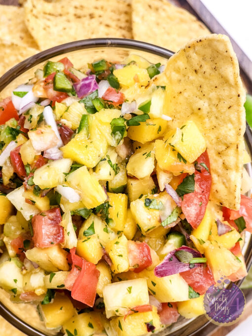 Mango Pineapple Salsa on Gold Marble - Image 8