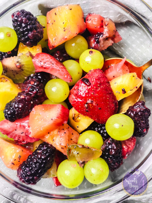 Lemon Poppyseed Fruit Salad on Rhombus - Image 2