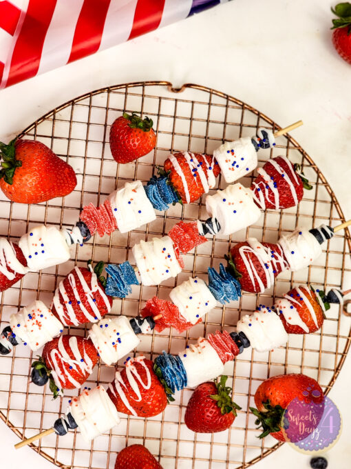 4th of July Dessert Skewers on Gold Marble - Image 9
