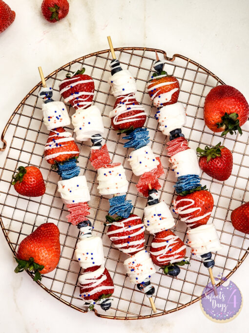 4th of July Dessert Skewers on Gold Marble - Image 2