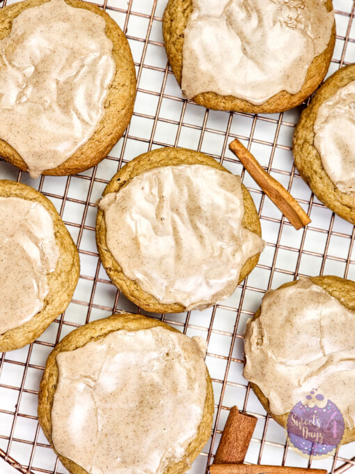 Brown Sugar Poptart Cookies on Gold Marble - Image 3